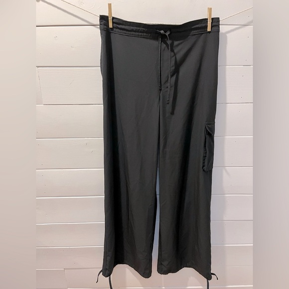 🖤 Old Navy Black Quick-Dry Utility Pants – Size M tall – NWOT🖤 - Picture 1 of 8